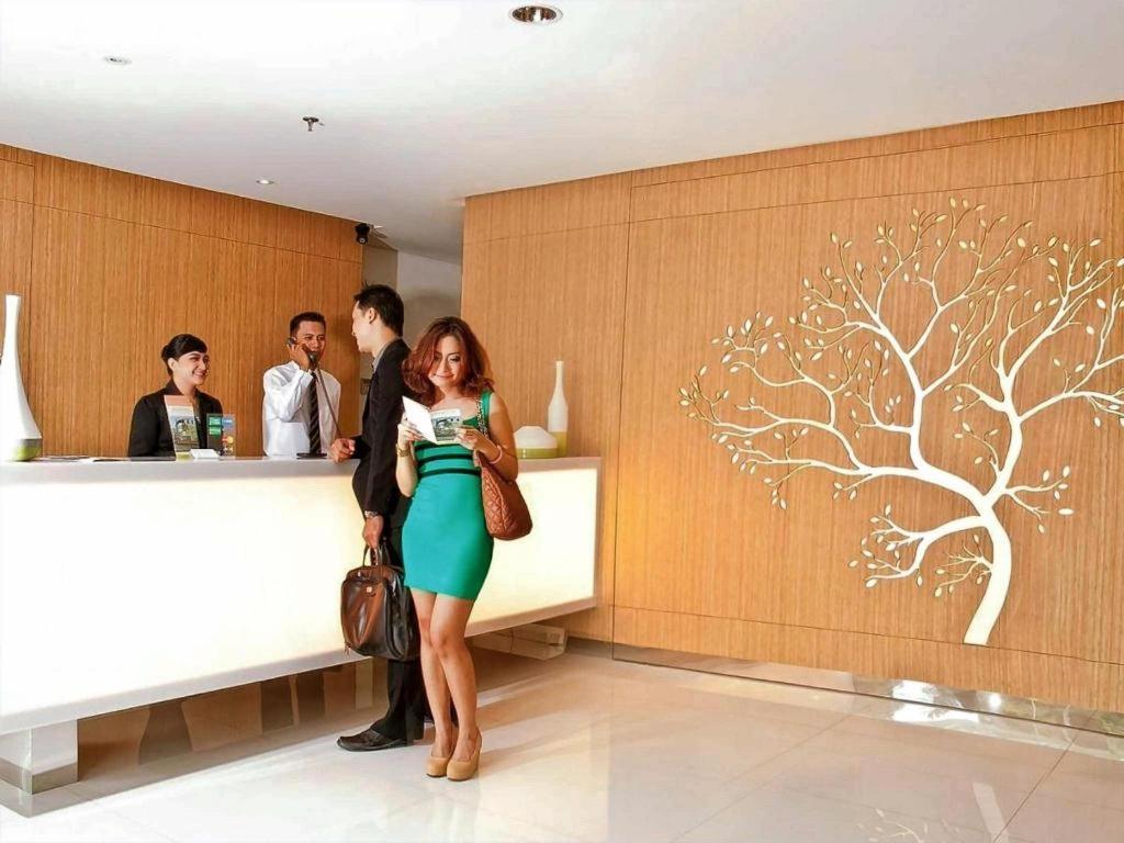 Pomelotel Patra Kuningan 3*