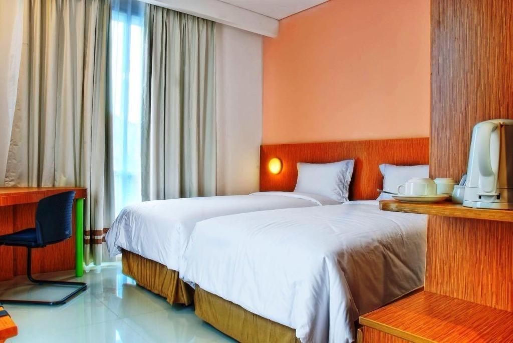 Hotel Pomelotel Patra Kuningan Jakarta